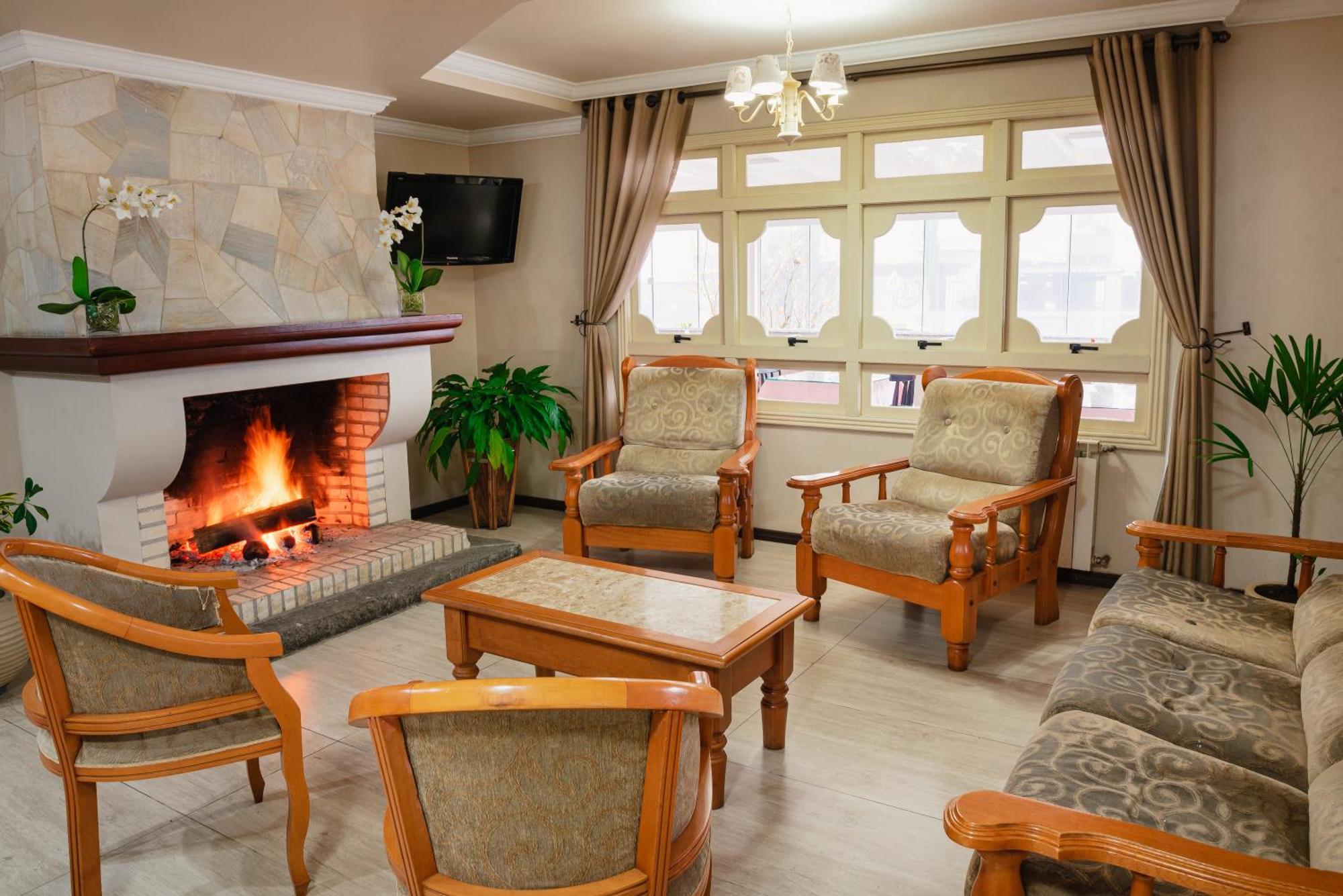 Hotel Cabanas Alto Da Serra Canela Bagian luar foto